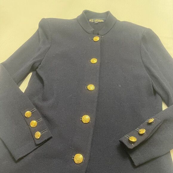 ST. JOHN BASICS Santana Knit Navy Blue Gold Button Cardigan Jacket Size 10 READ - Picture 2 of 10